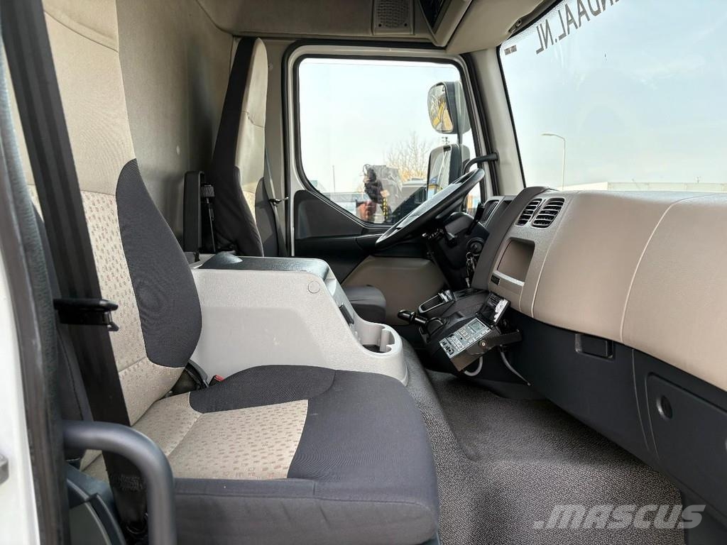 Renault Midlum 220 DXI + CARRIER 850 supra + EURO 5 + lift Рефрижератори