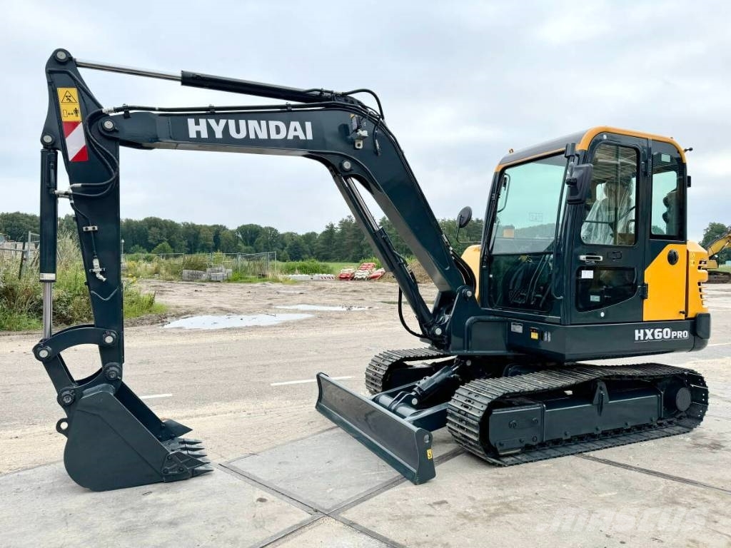 Hyundai HX 60 Pro 소형 굴삭기 7톤 미만