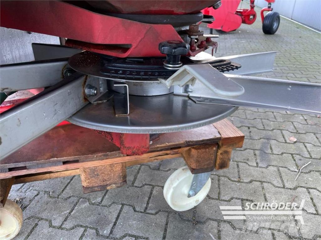 Kverneland DS XL 3000 Mineral spreaders