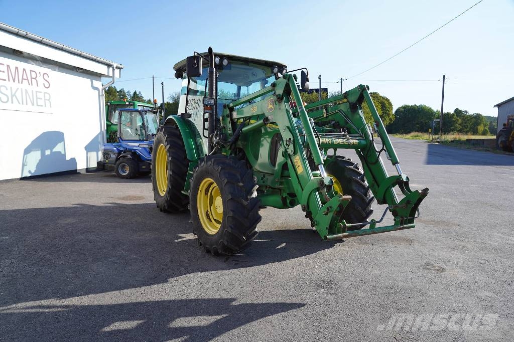 JOHN DEERE 5820 / XCR942 Traktorid