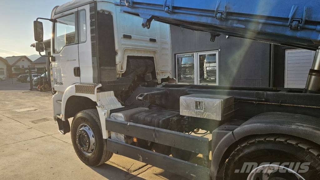 MAN TGA 33.480 6x4 tipper - air condition Tipper trucks