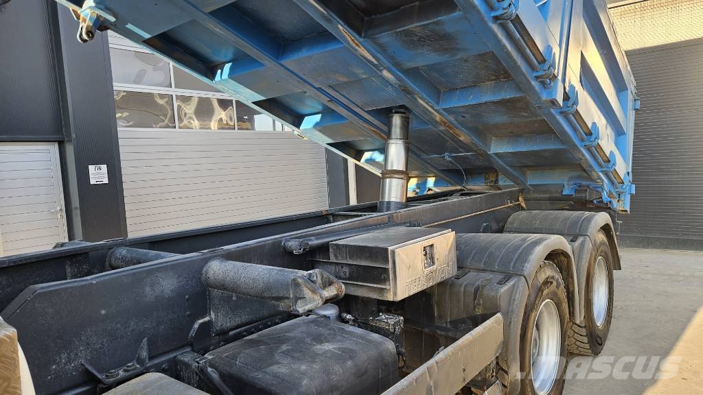 MAN TGA 33.480 6x4 tipper - air condition Tipper trucks