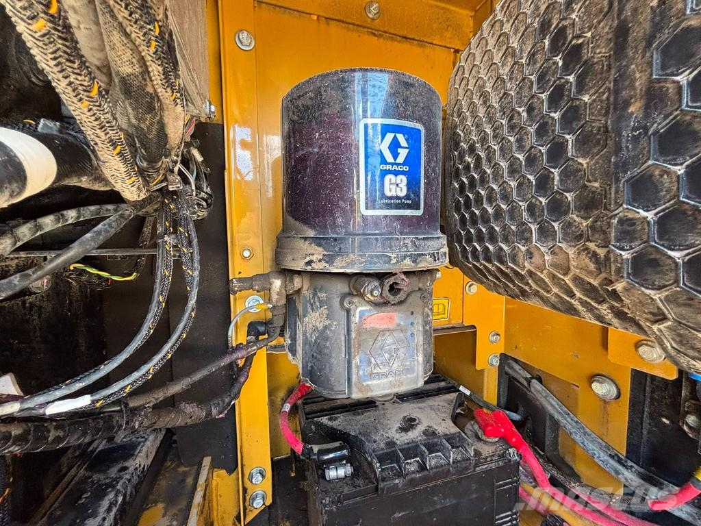 CAT 320 GC TILTING BUCKET / AC / CENTRAL LUBRICATION Rupsgraafmachines