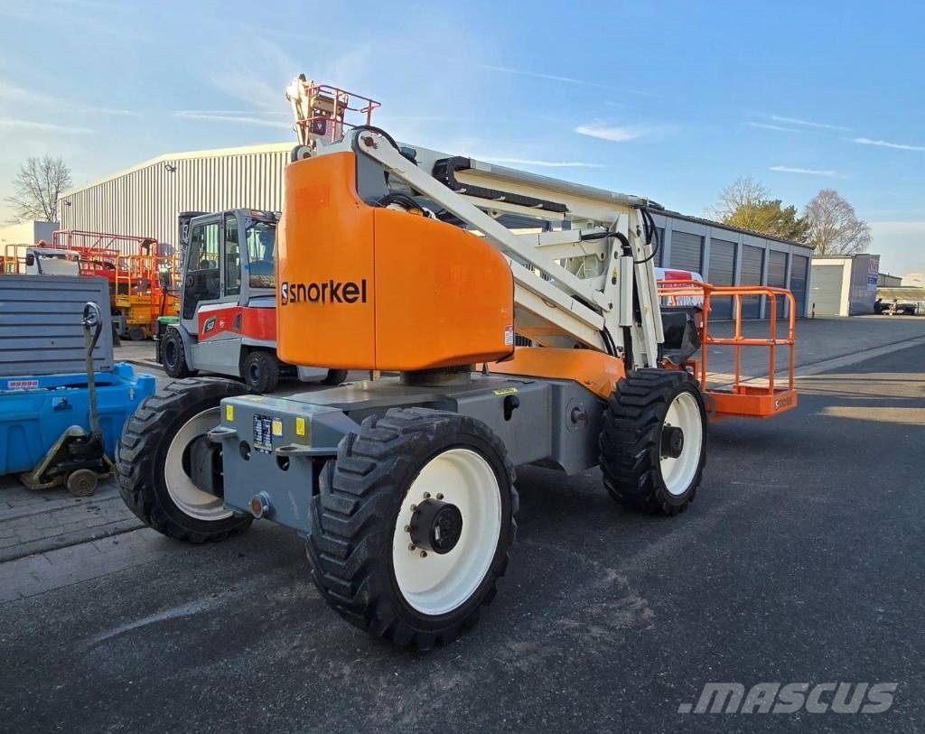 Snorkel A 46 J RT Elevadores braços articulados