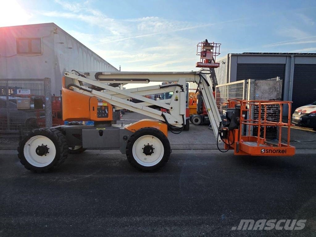 Snorkel A 46 J RT Elevadores braços articulados