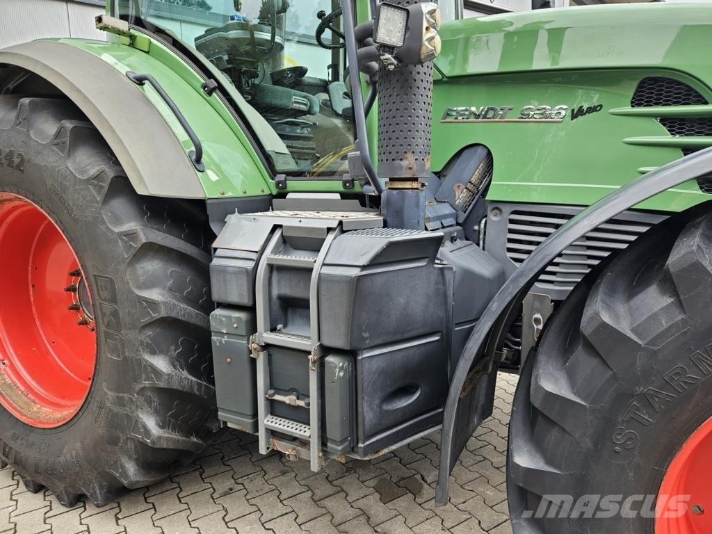 Fendt 930 VARIO Tractors