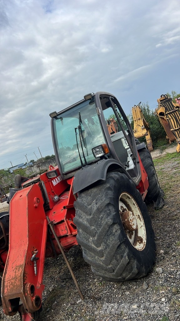 Manitou MLT 633-120 LS كابينة والداخلية