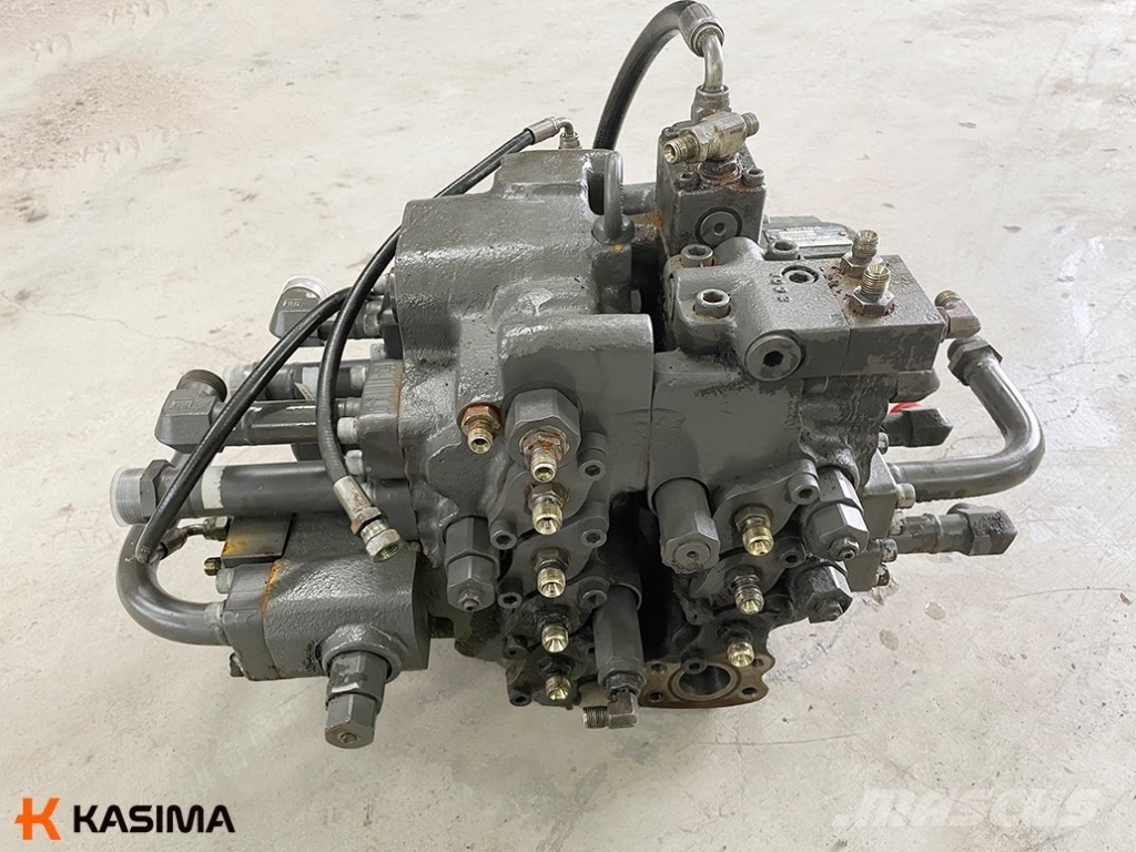 Volvo EC210BLC main hydraulic distributor Hydraulics
