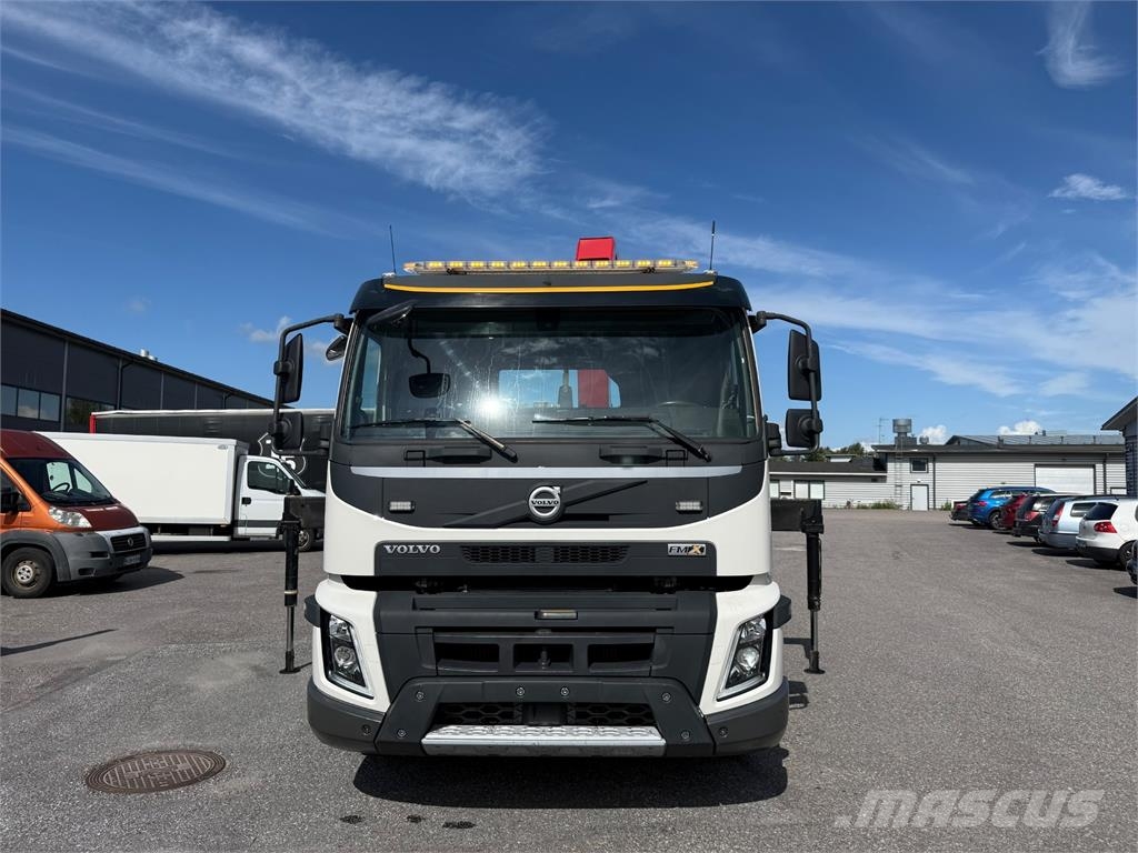 Volvo FMX460 6x2*4 شاحنات الرافعات