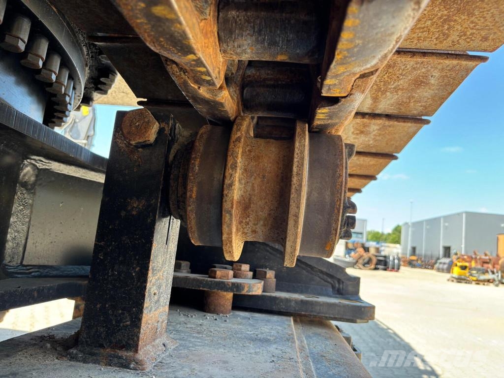 CAT 352 Raupenbagger