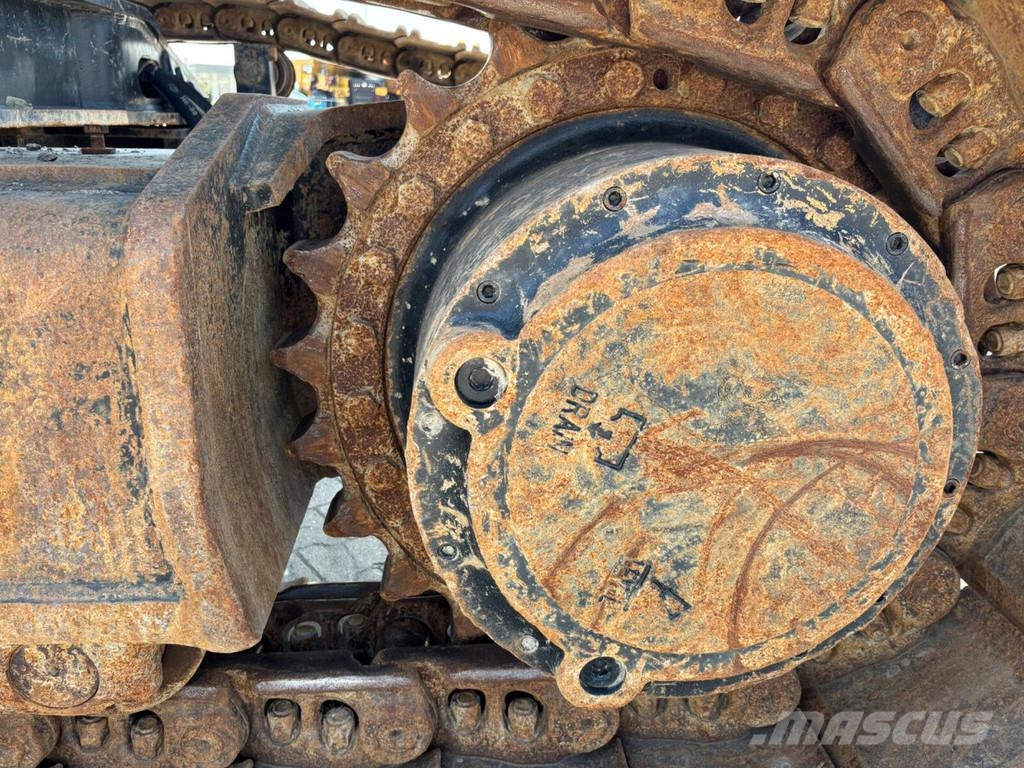 CAT 352 Raupenbagger