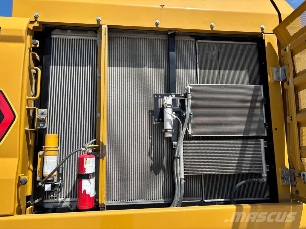 CAT 352 Raupenbagger