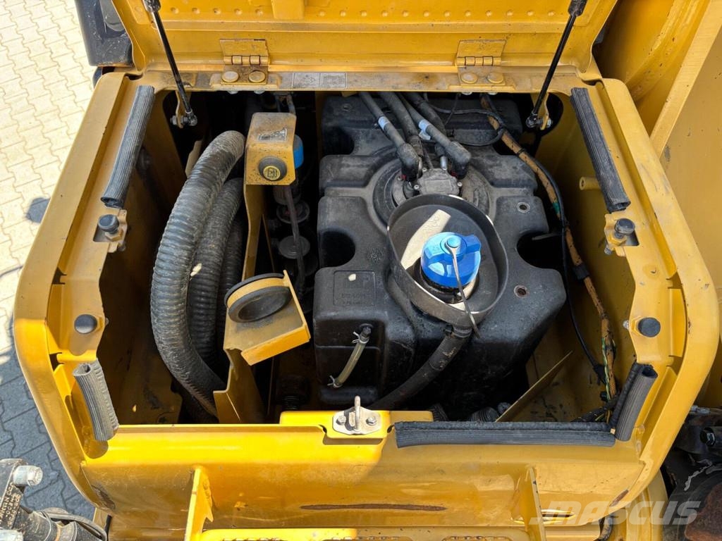 CAT 352 Raupenbagger