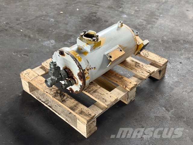 Komatsu PC 600 LC-6K PARTS ONLY Excavatoare pe șenile