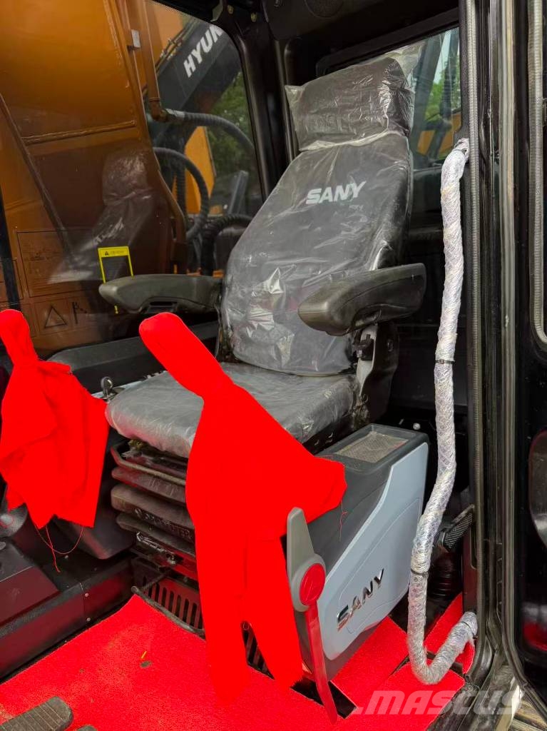 Sany SY 215 C Raupenbagger