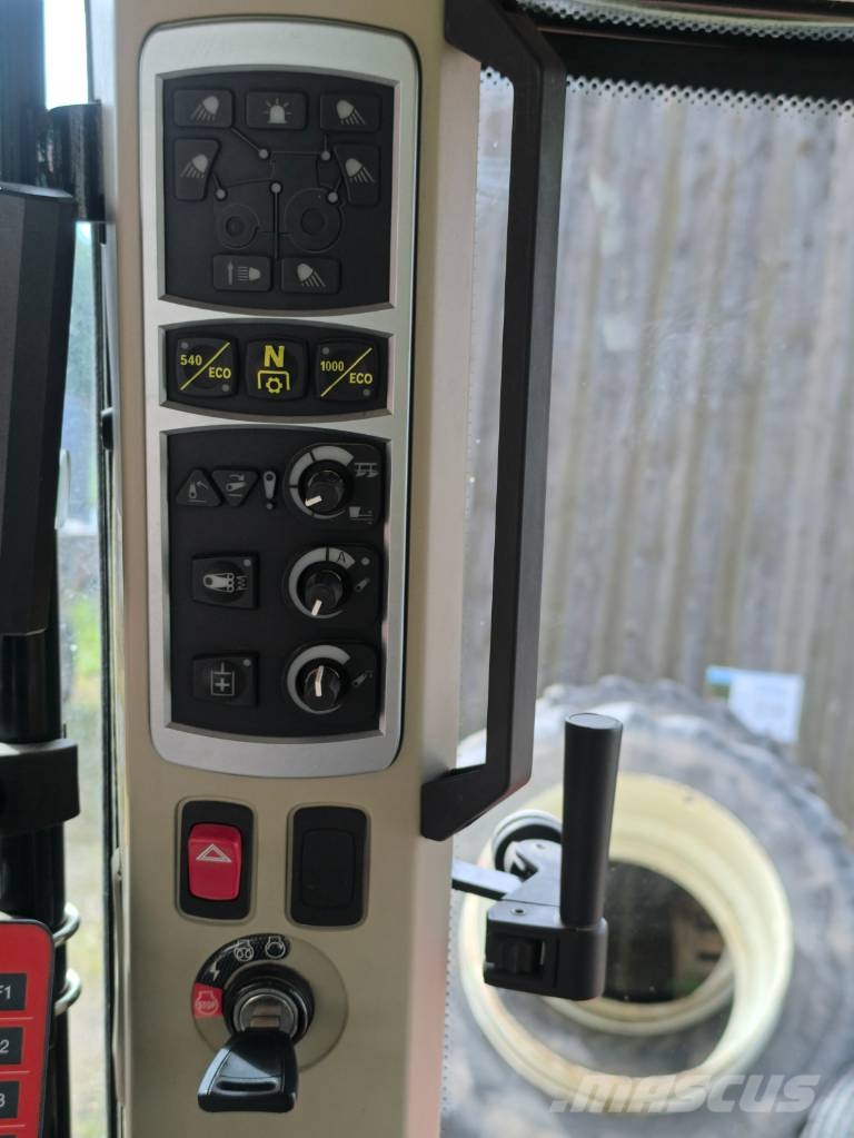 Massey Ferguson 7720 Tractoren