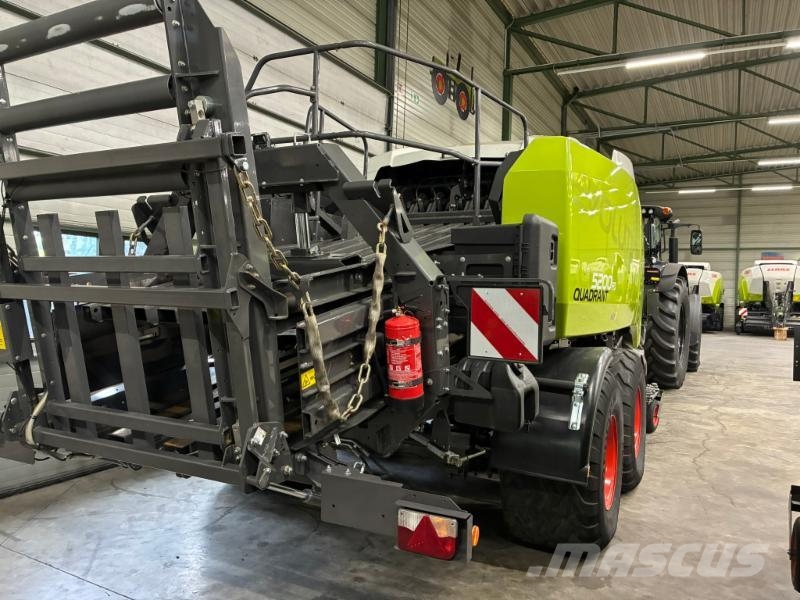 CLAAS QUADRANT 5200 FC T+ST Quaderpressen