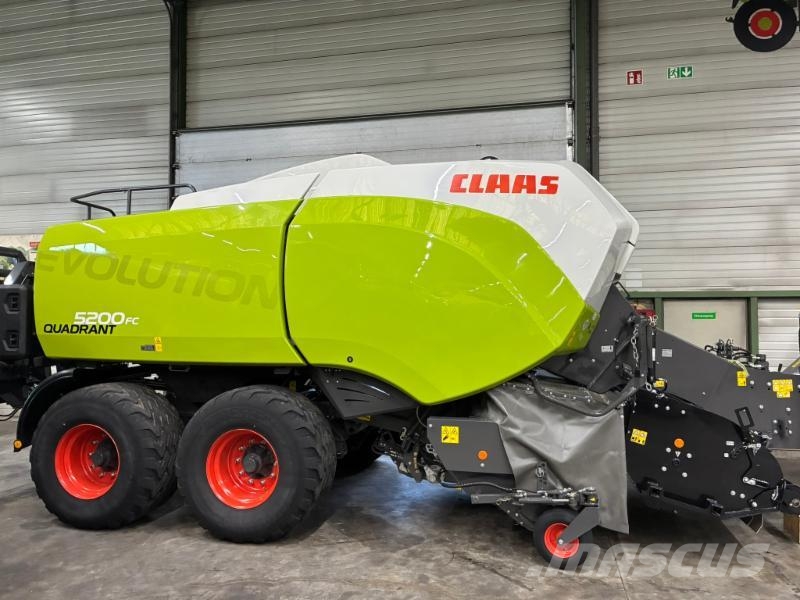CLAAS QUADRANT 5200 FC T+ST Quaderpressen
