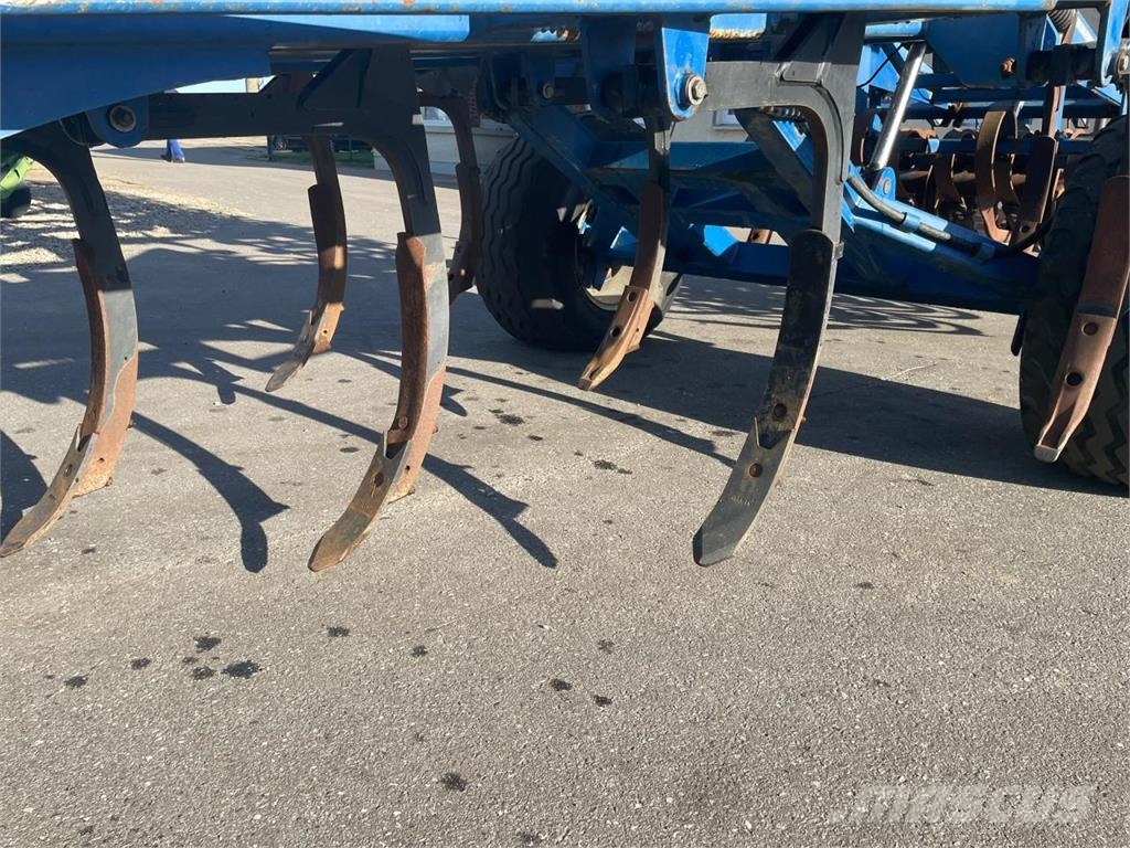 Köckerling Vector 570 / 800 Neuer Preis ! Déchaumeur, cultivateur