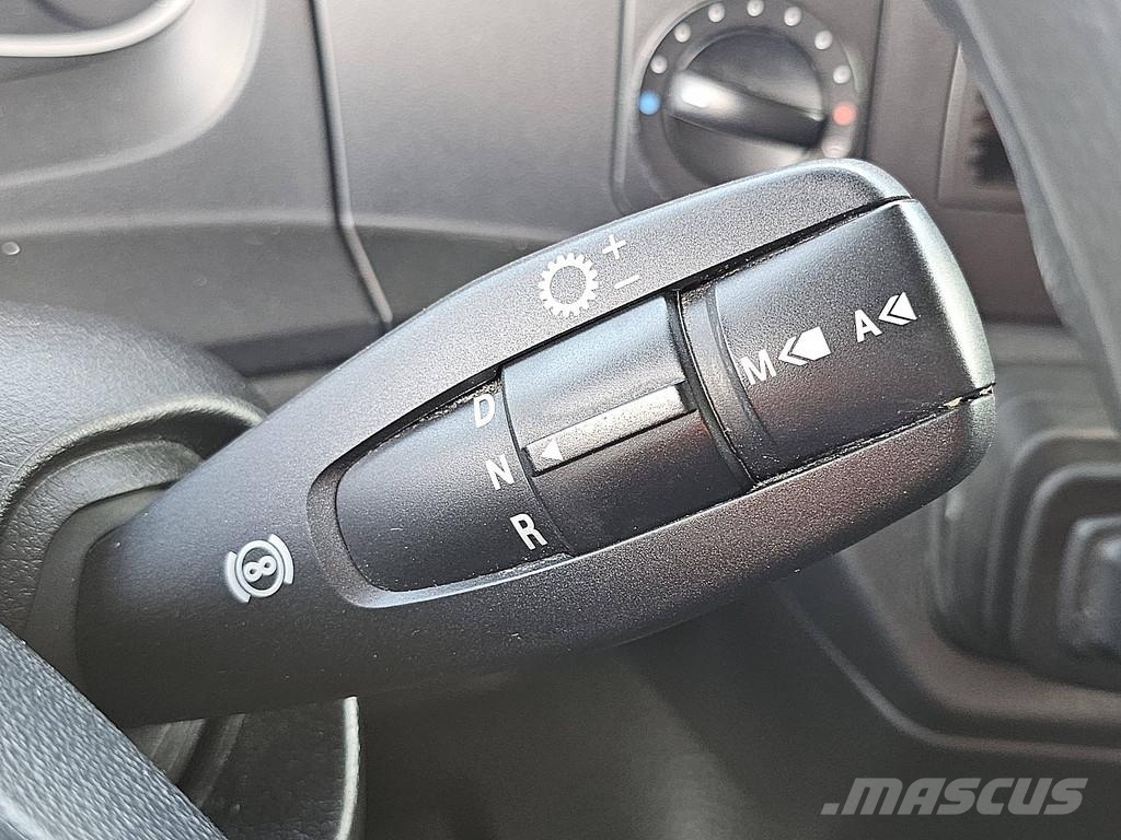 Mercedes-Benz ATEGO 1530 LIFT AIRCO 7.2T PAYL Camiones con caja de remolque