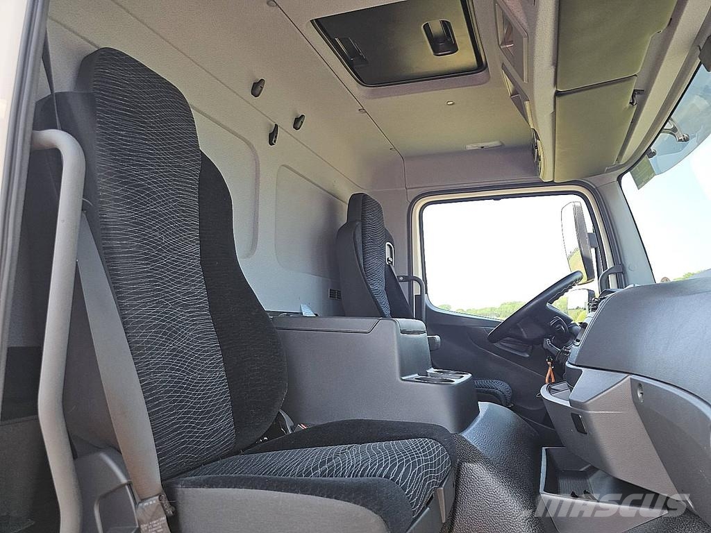 Mercedes-Benz ATEGO 1530 LIFT AIRCO 7.2T PAYL Camiones con caja de remolque