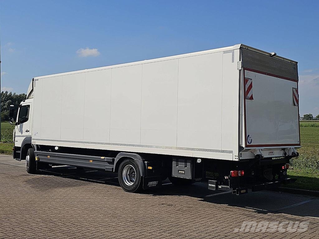 Mercedes-Benz ATEGO 1530 LIFT AIRCO 7.2T PAYL Camiones con caja de remolque