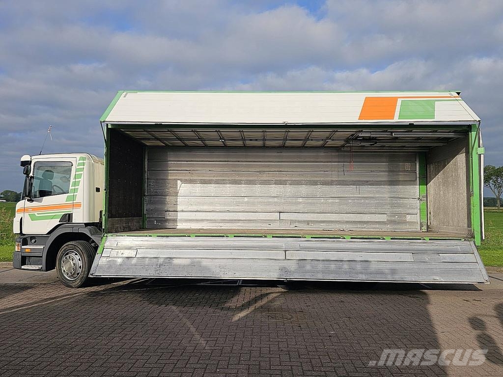 Scania P320 getraenke Bakwagens met gesloten opbouw
