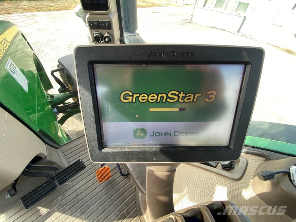 John Deere 8260 R New engine with factory warranty Traktori
