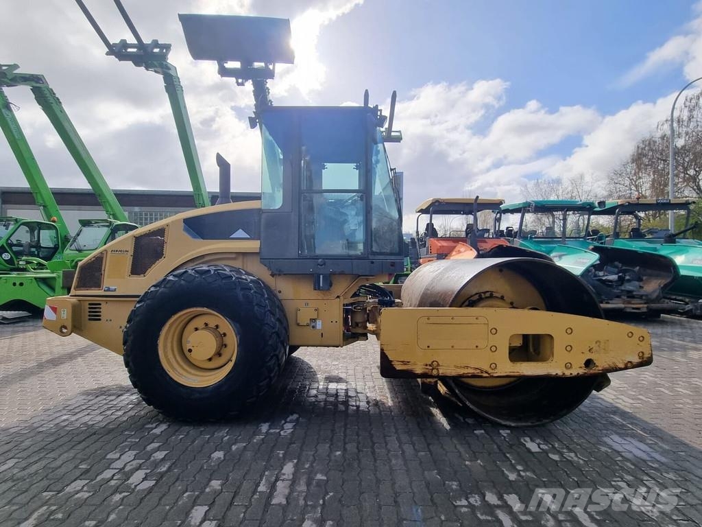 CAT CS 56 Single drum rollers