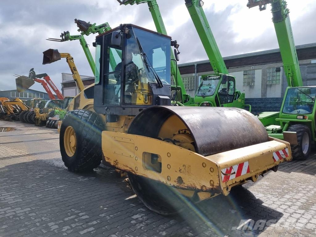 CAT CS 56 Single drum rollers
