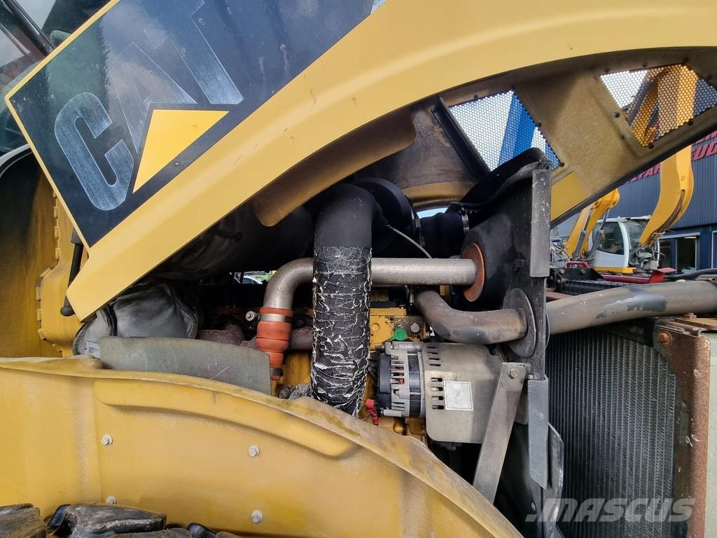 CAT CS 56 Single drum rollers