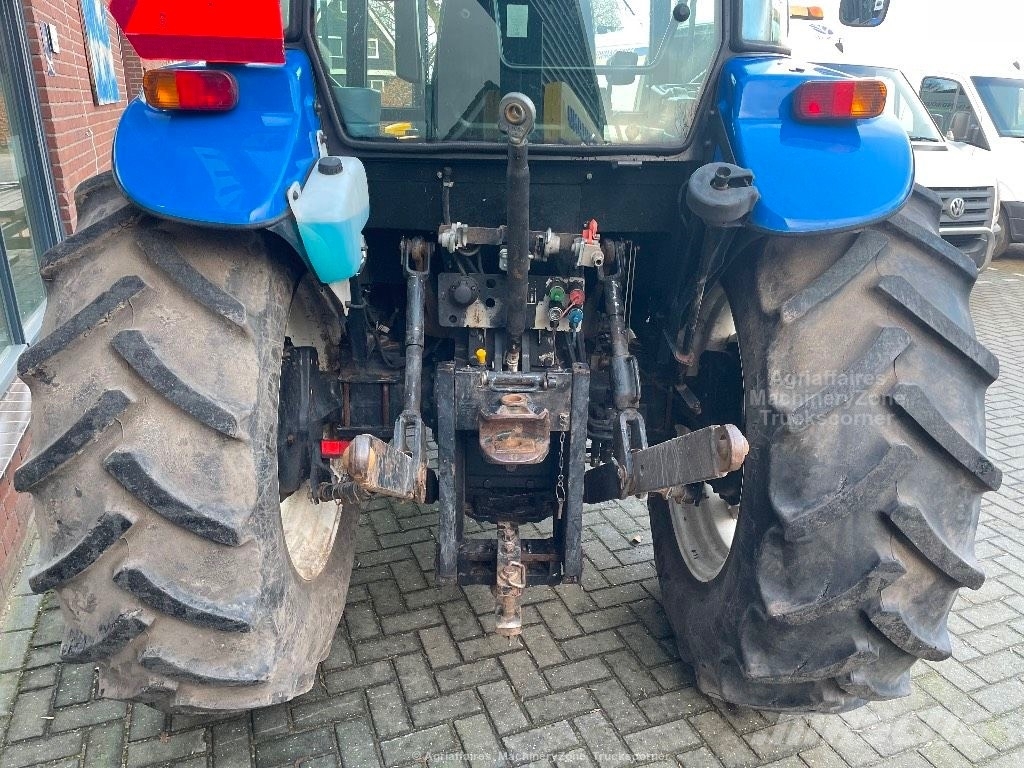 New Holland TD 95 D Traktori