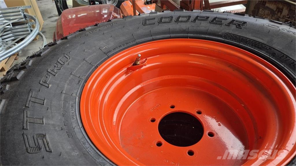 Kubota KOMMUNALBEREIFUNG 400/80R28 + 315/75R16 Otros accesorios para tractores