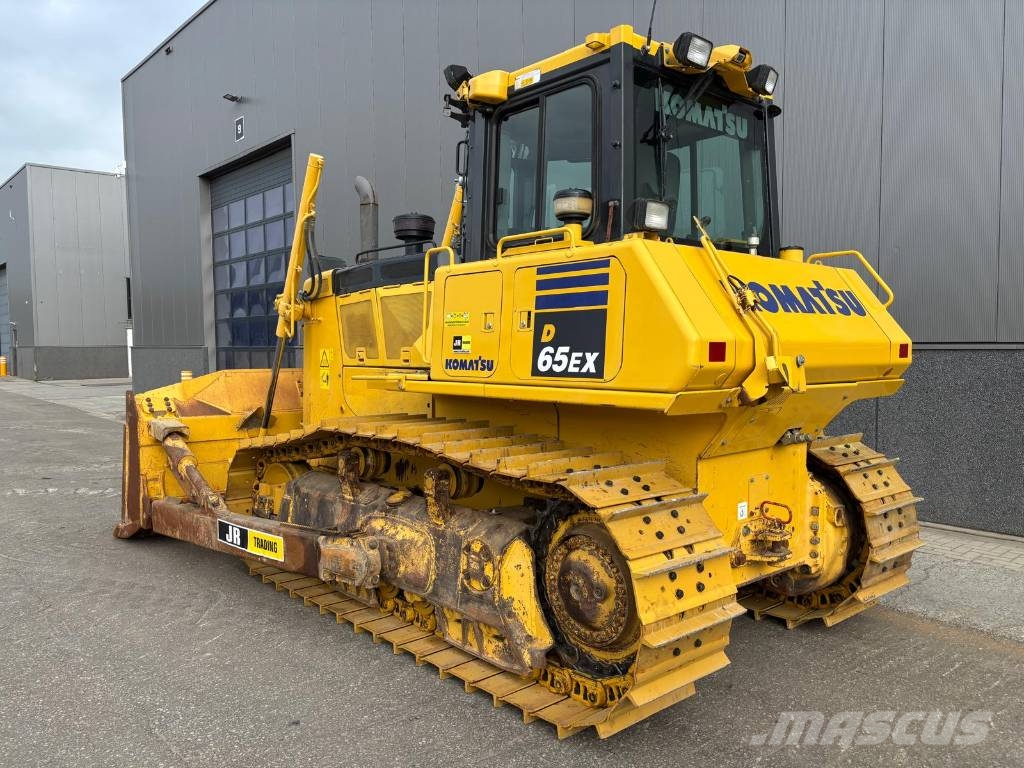 Komatsu D 65 EX-18 (CE - New UC - SU Blade) Rupsdozers