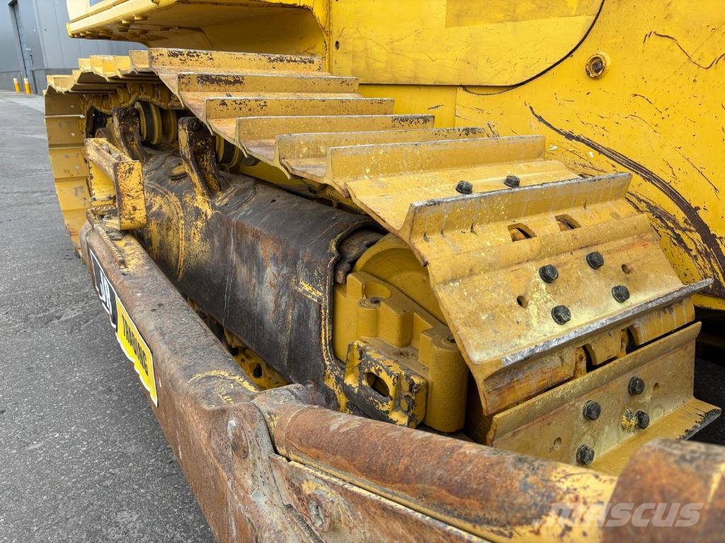 Komatsu D 65 EX-18 (CE - New UC - SU Blade) Rupsdozers