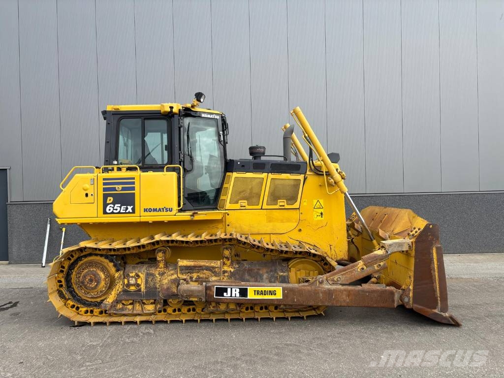 Komatsu D 65 EX-18 (CE - New UC - SU Blade) Rupsdozers