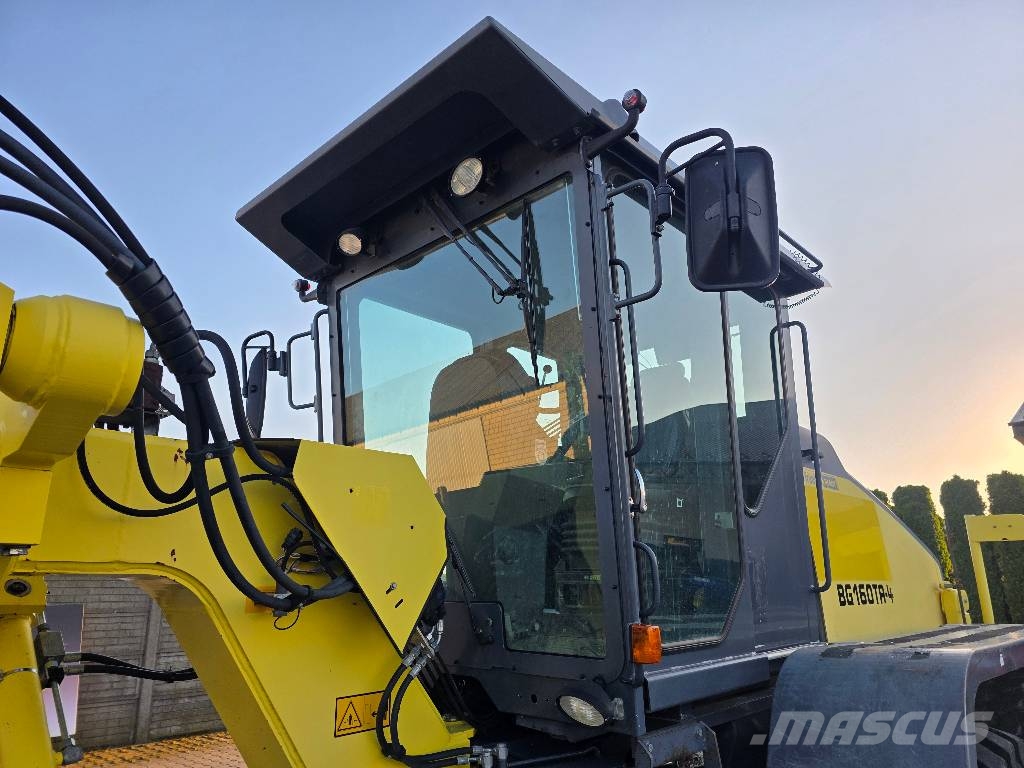 HBM BG 160TA-4, 2015 ROK, 8000 MTH, ZRYWAK Niveladoras