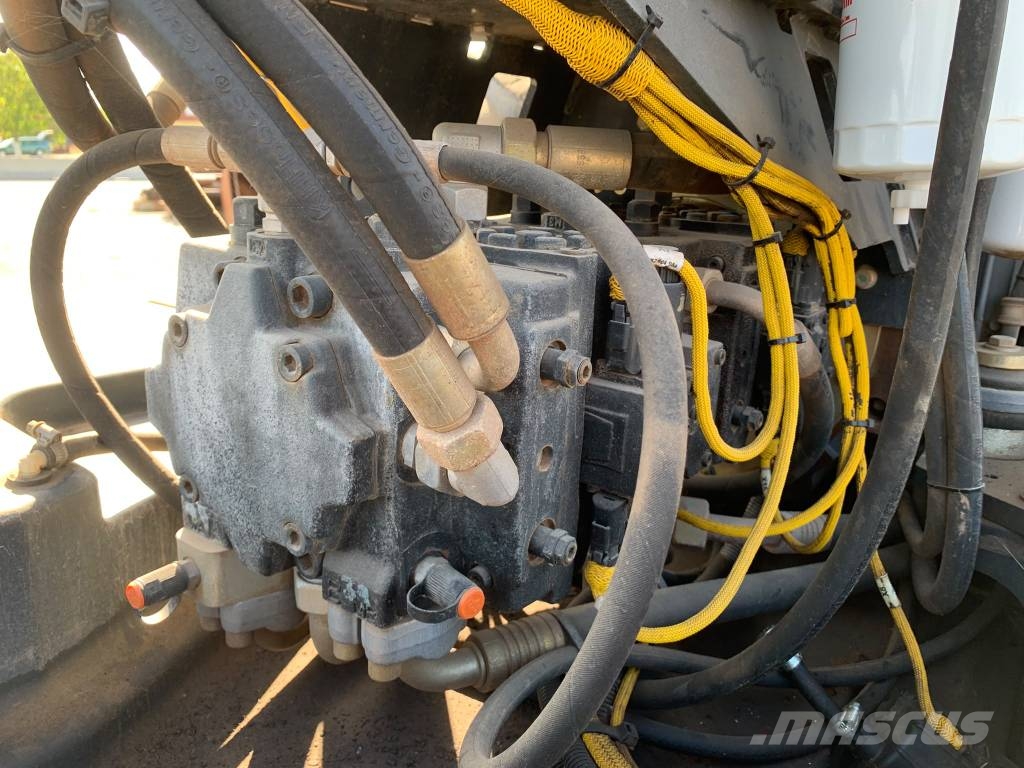 Bomag BW 213 D H-4 Ühe trumliga rullid