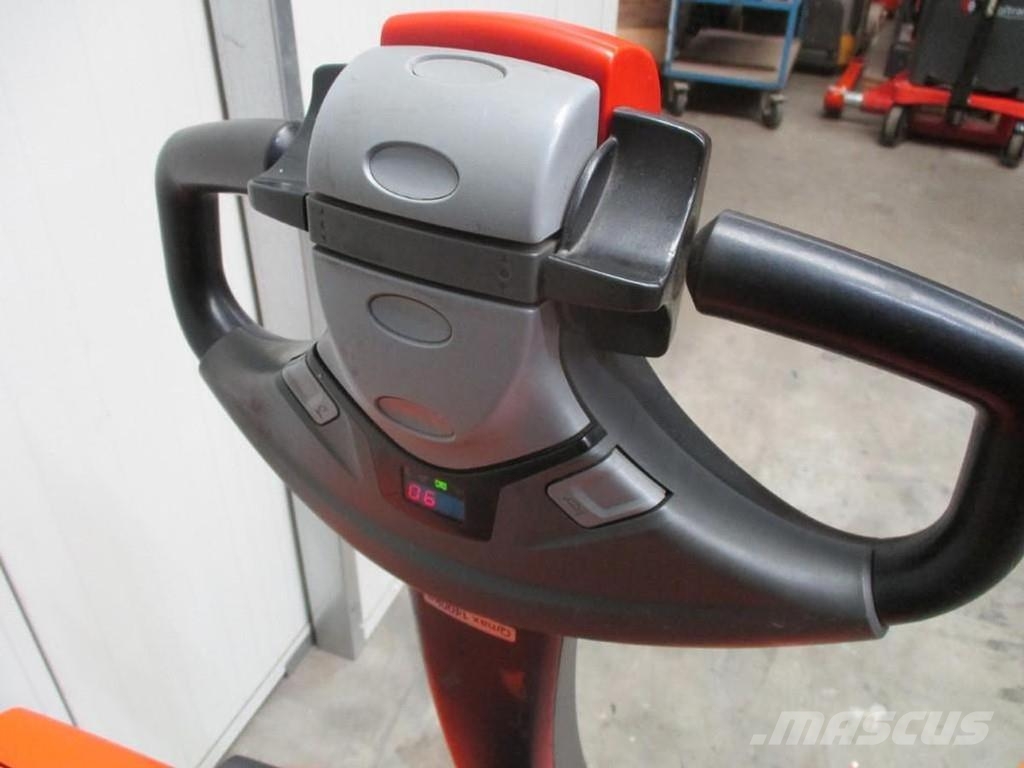 Toyota LWE140 Штабелери