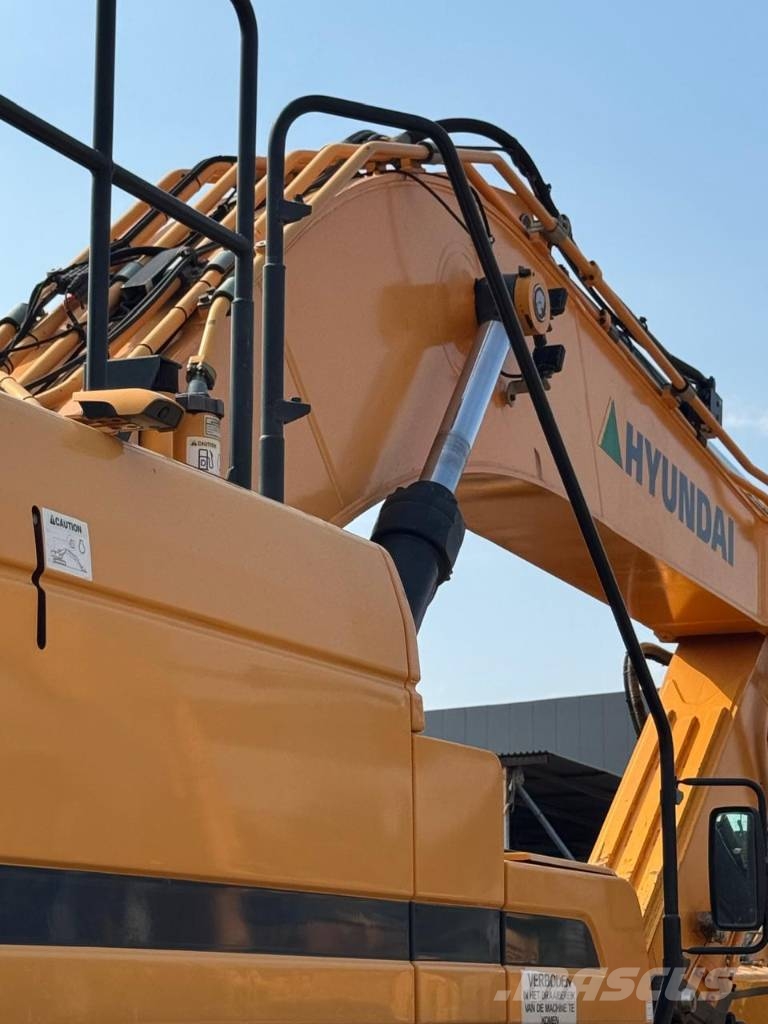 Hyundai HX 520 L Rupsgraafmachines