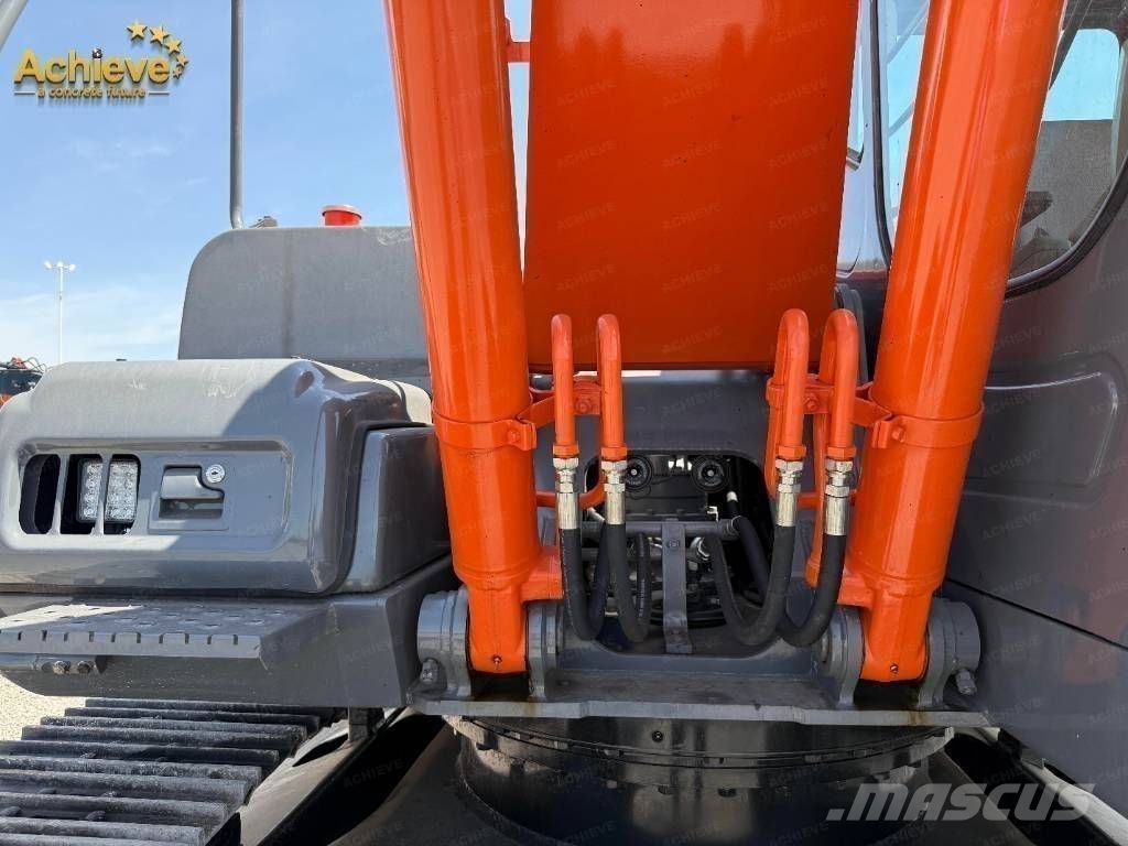 Hitachi ZX 210 Escavadeiras de esteiras