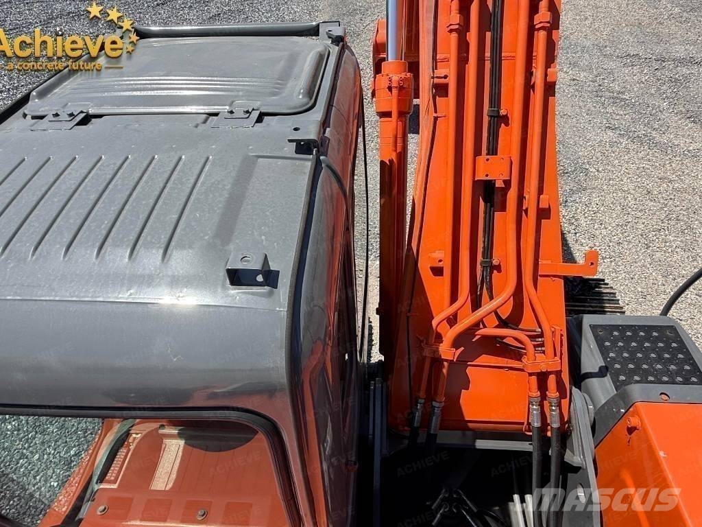 Hitachi ZX 210 Escavadeiras de esteiras