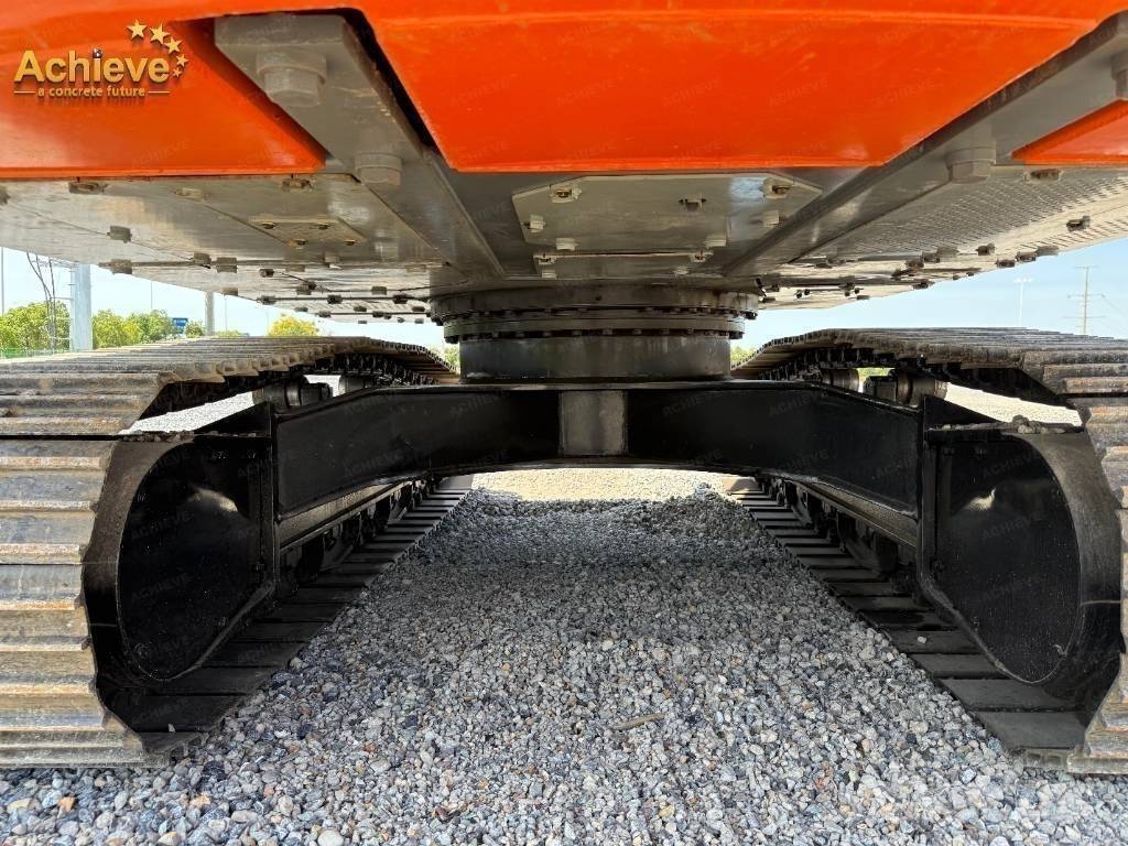 Hitachi ZX 210 Escavadeiras de esteiras