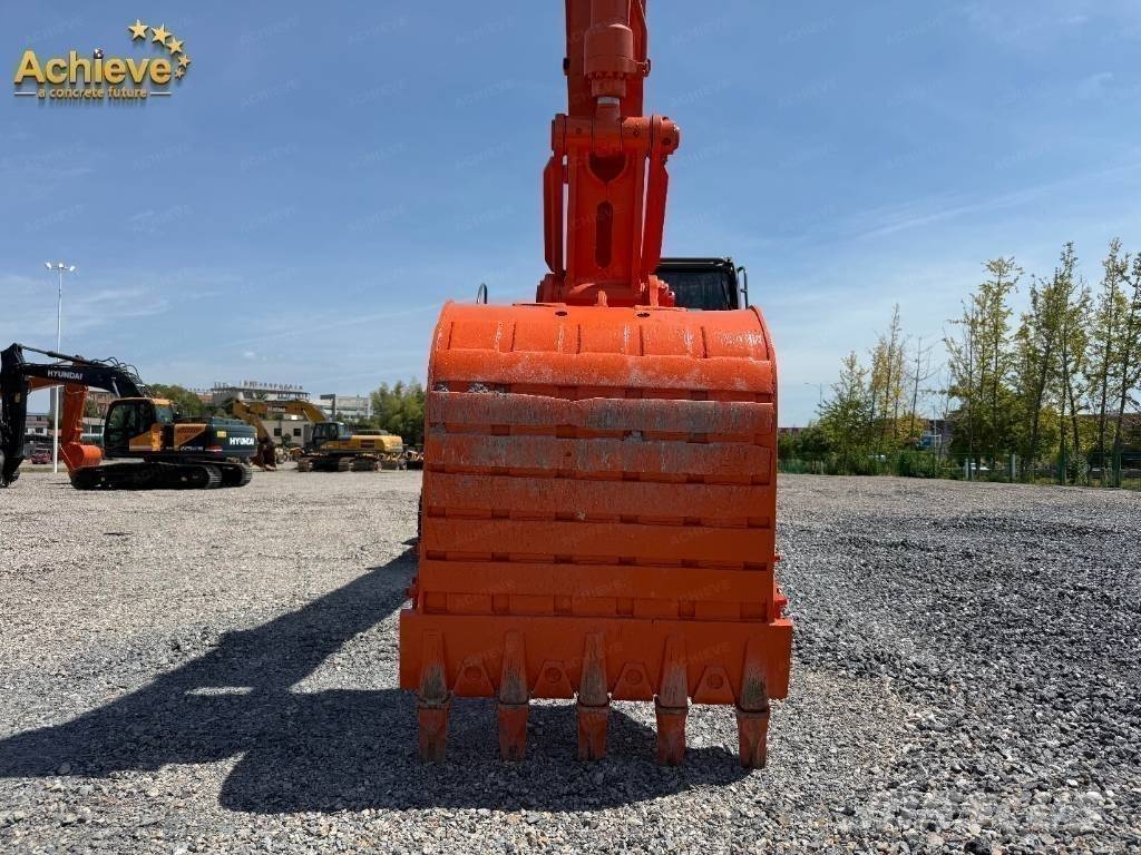 Hitachi ZX 210 Escavadeiras de esteiras