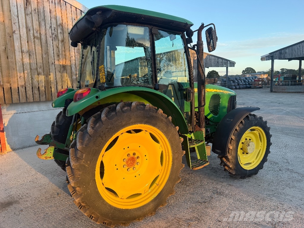 John Deere 5820 Tractors