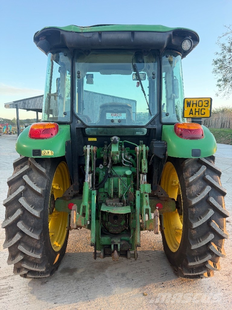 John Deere 5820 Tractors