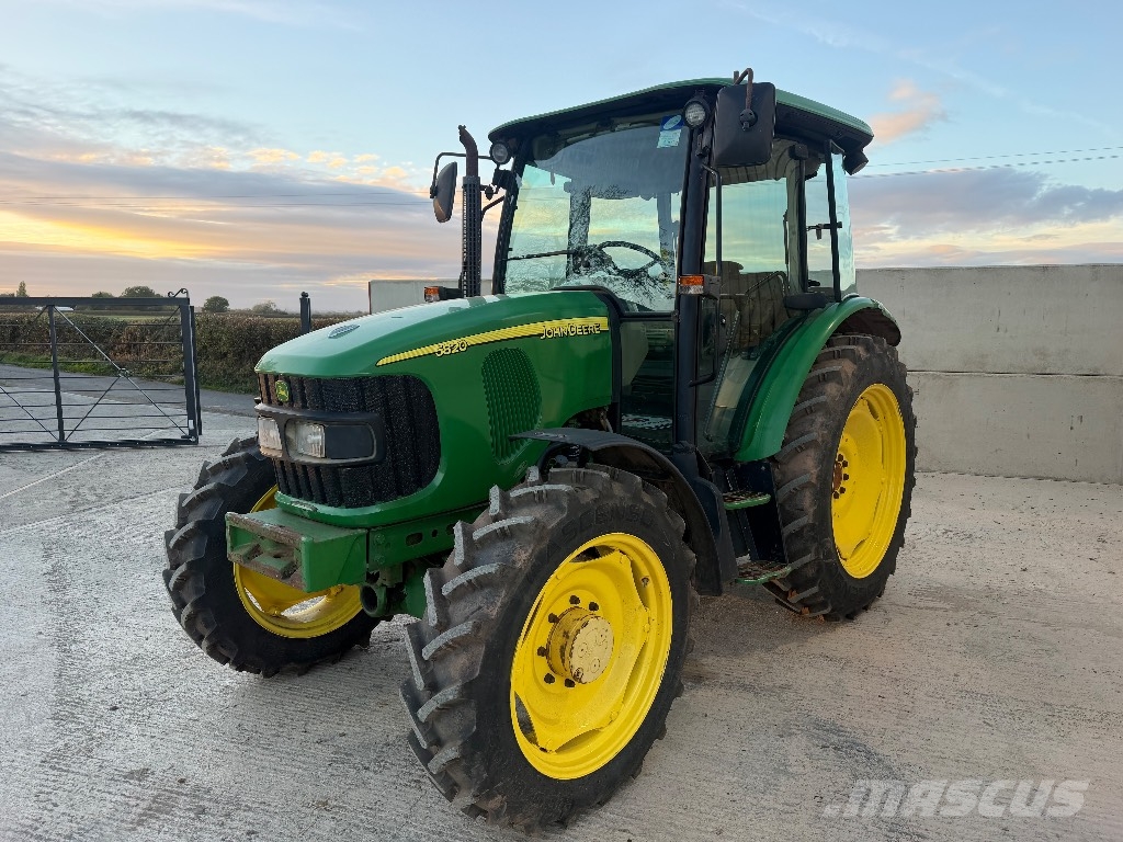John Deere 5820 Tractors