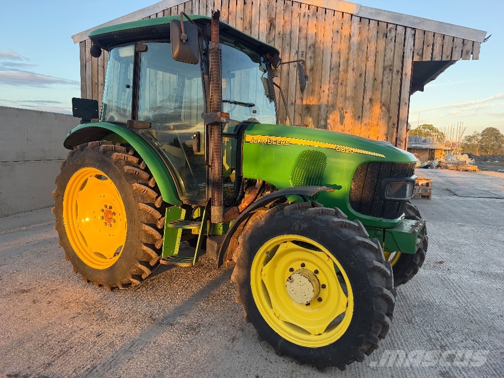 John Deere 5820 Tractors