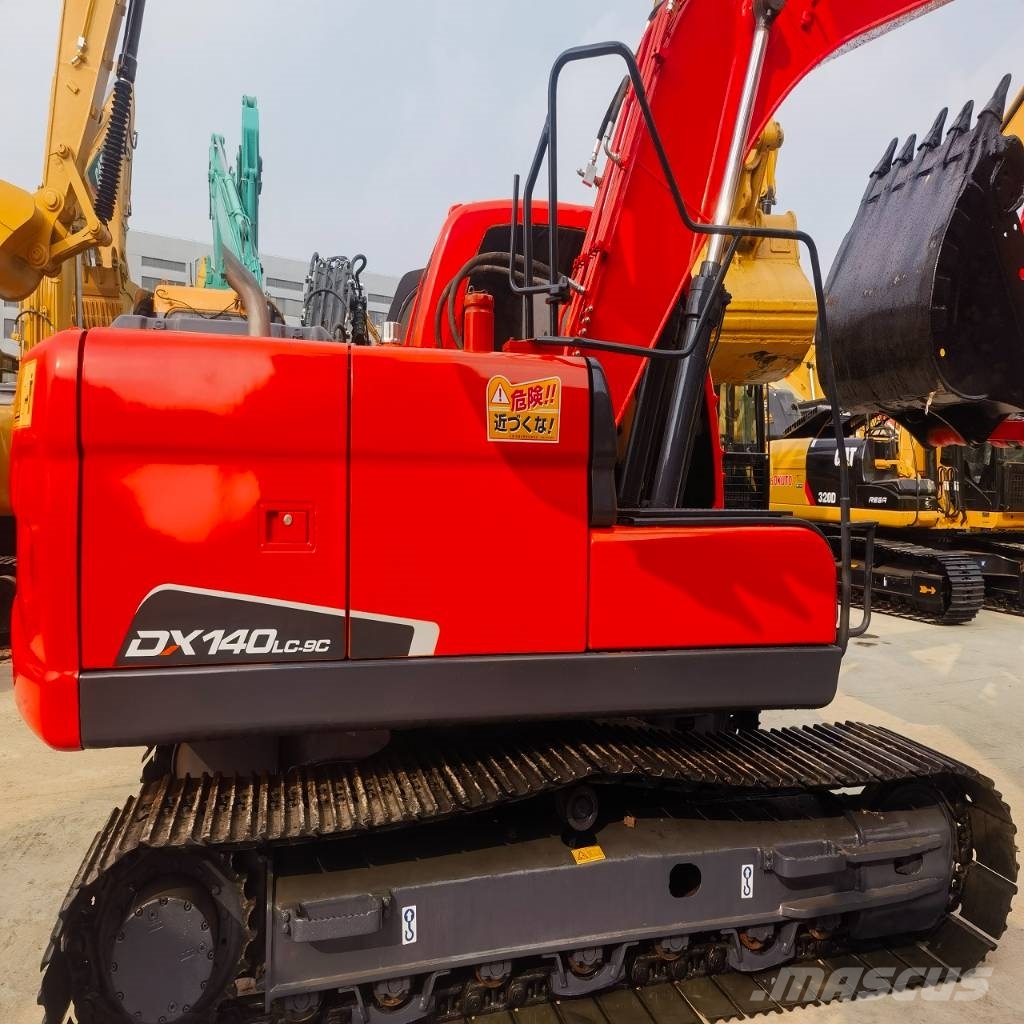 Doosan DX 140 Gravemaskiner på larvebånd