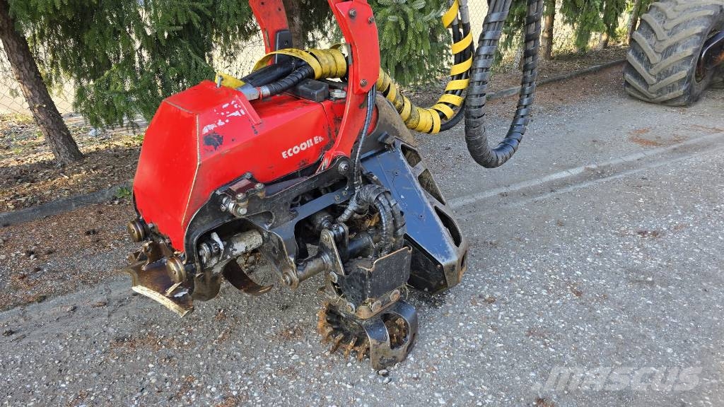 Komatsu 901 XC Harvestory